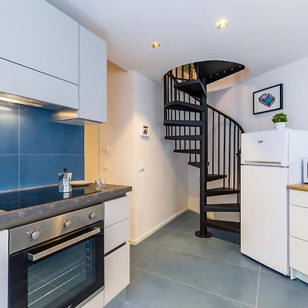 Art Apartment At Sanita By Wonderful Italy Naples Luaran gambar