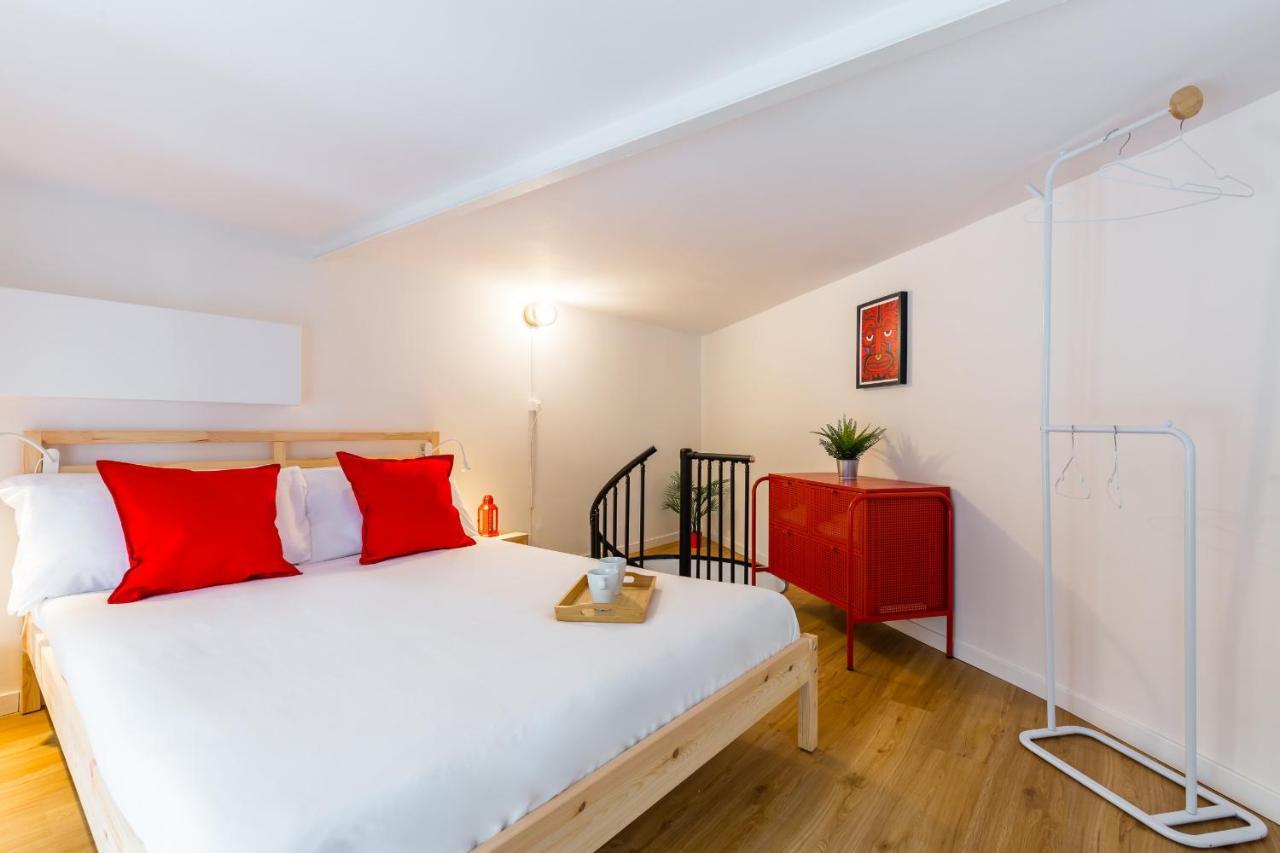 Art Apartment At Sanita By Wonderful Italy Naples Luaran gambar