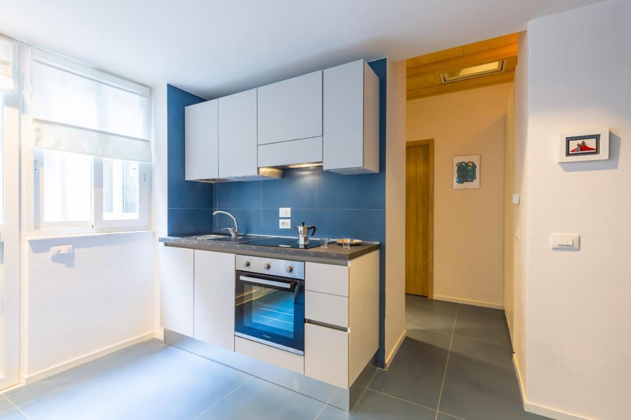 Art Apartment At Sanita By Wonderful Italy Naples Luaran gambar